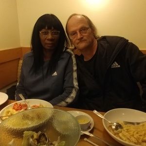 Meet your Posher, Estelle